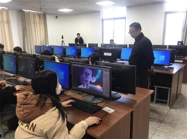 南陽工業(yè)學(xué)校1+X